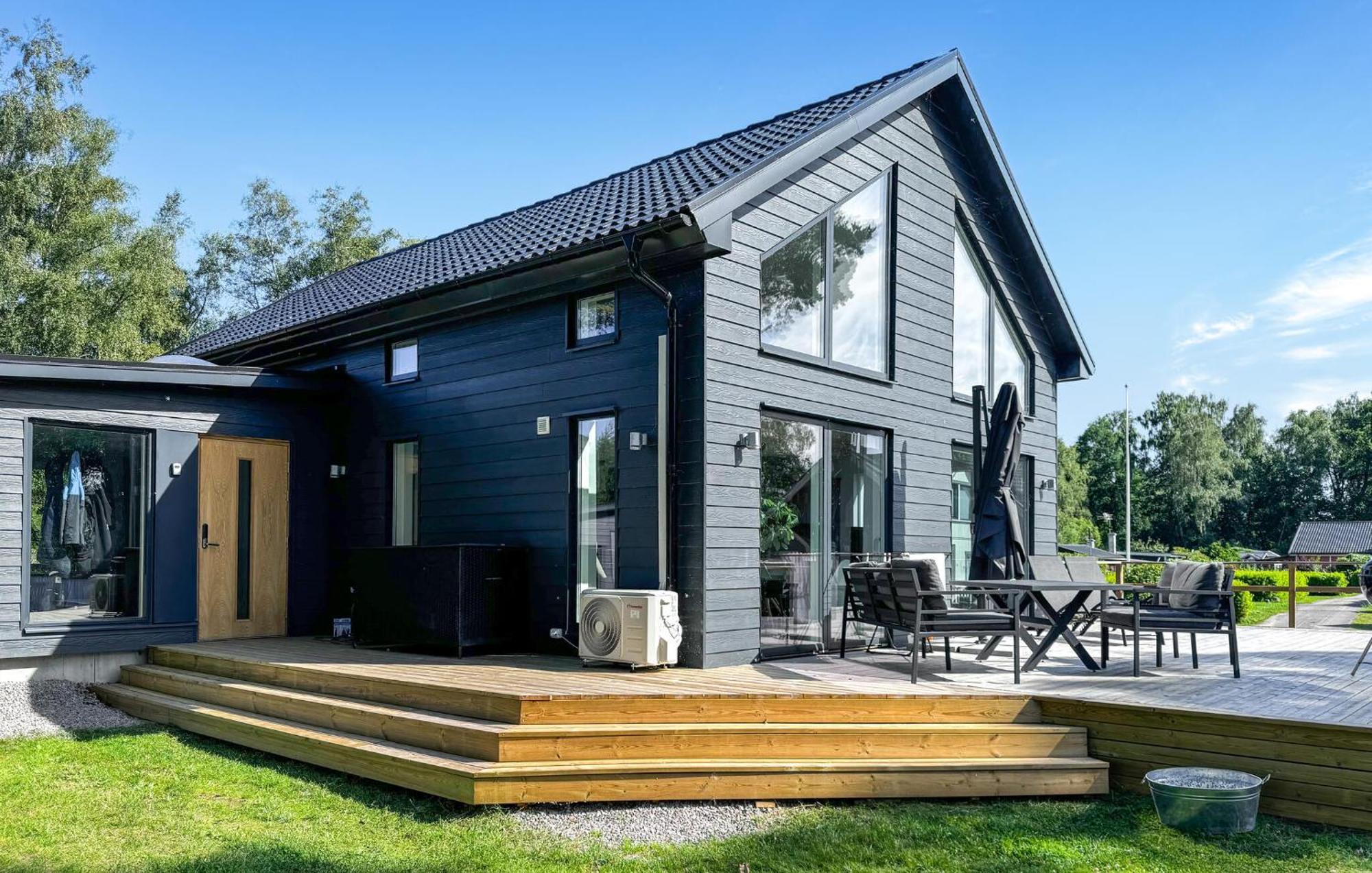 Awesome Home In Hoerby With Wifi Hörby Exterior foto